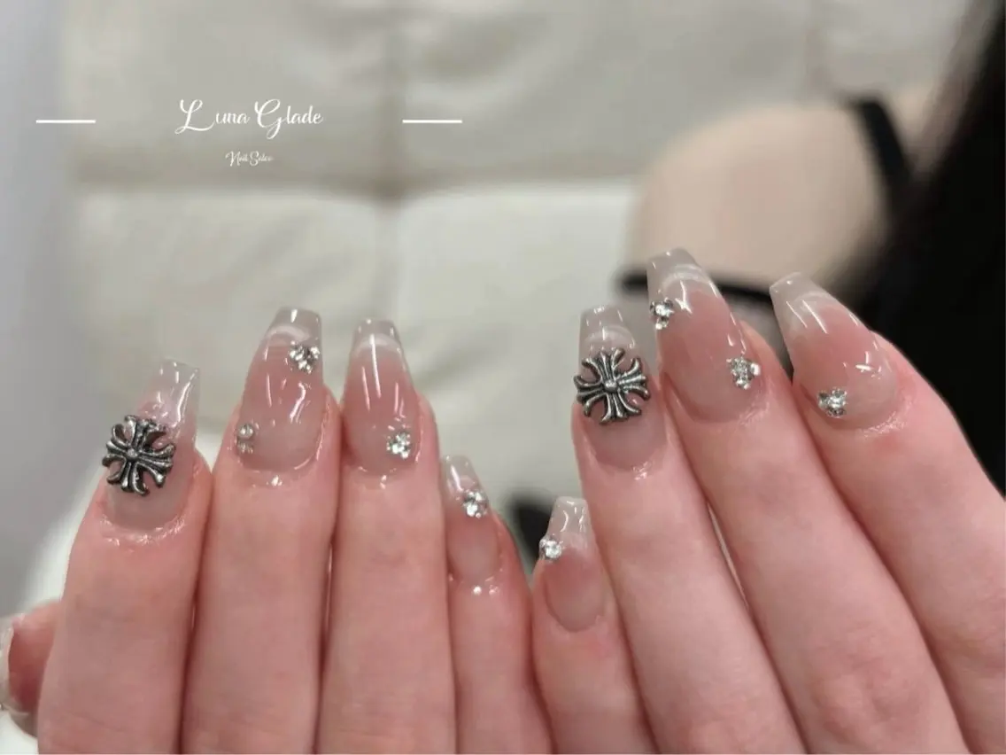 ネイル ハンドネイル Luna Gladeのネイルデザイン
