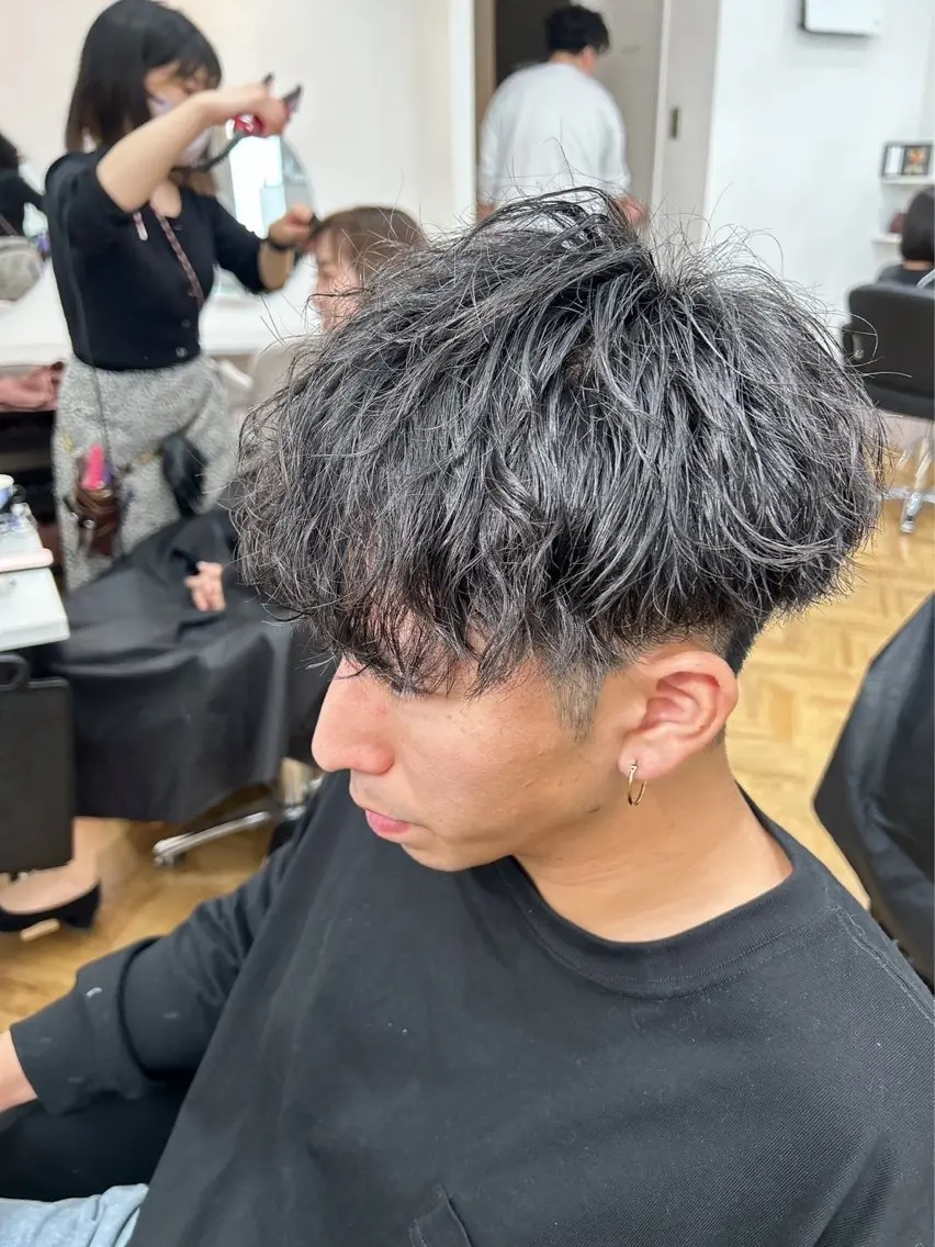 ショート パーマ メンズ カット パーマ トリートメント ✨美髪矯正×髪質改善 🍎カイト🍎渋谷のヘアスタイル