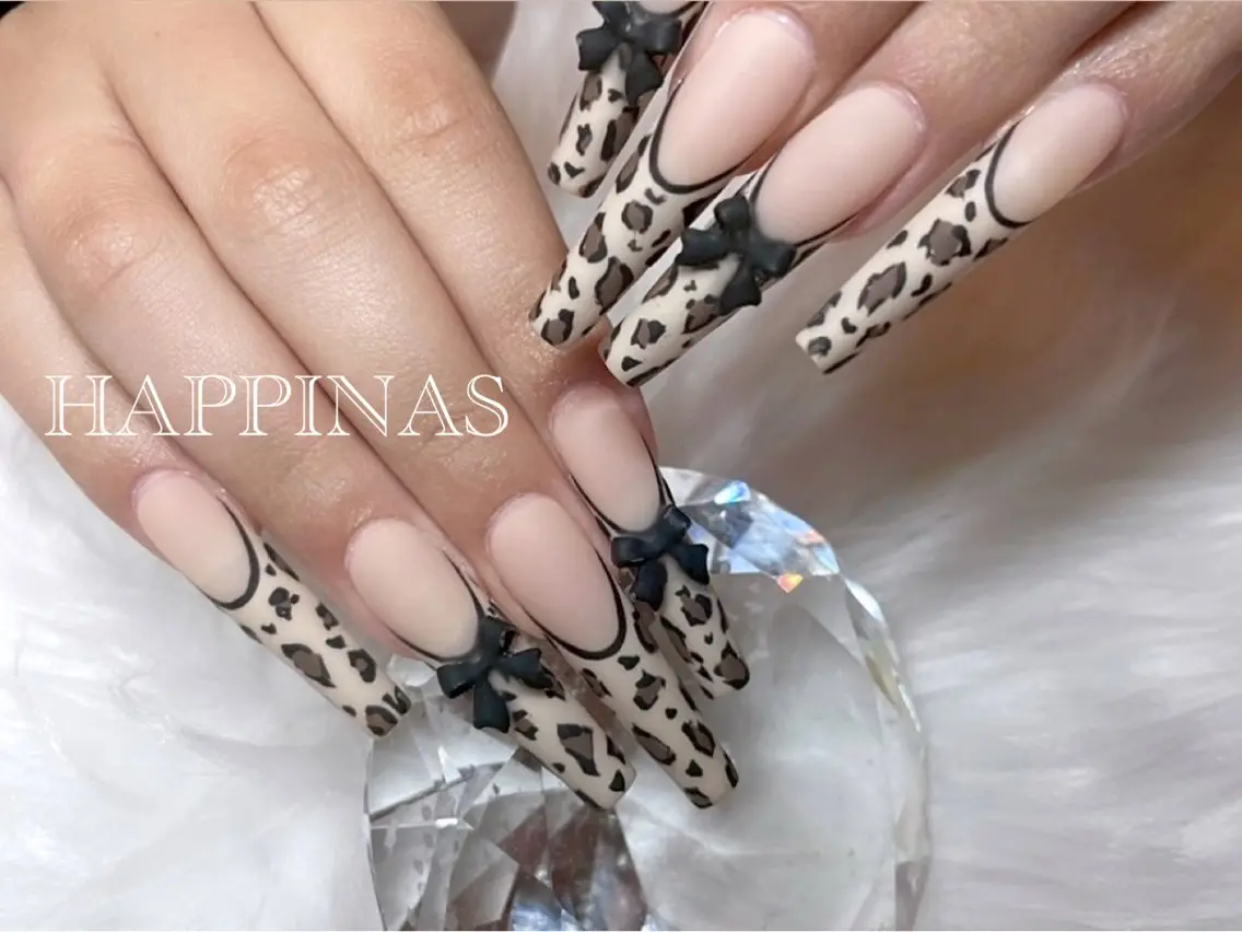 ネイル アニマル柄 アートネイル フレンチネイル マットネイル リボン HAPPINAS Jrネイリスト💅のネイルデザイン