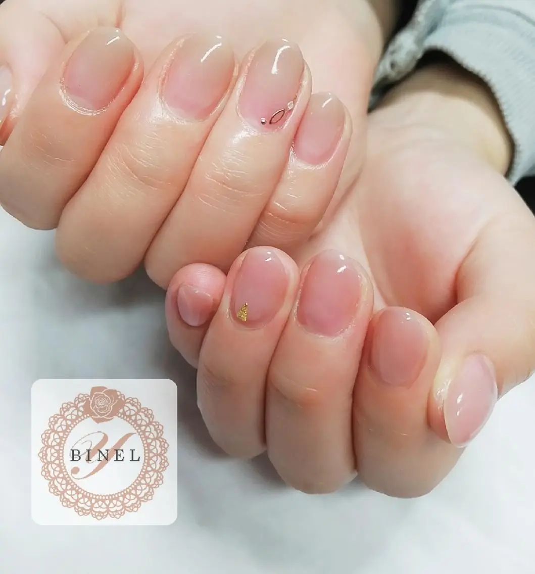 ネイル グラデーション ハンドネイル Nail Salon Y.BINELのネイルデザイン