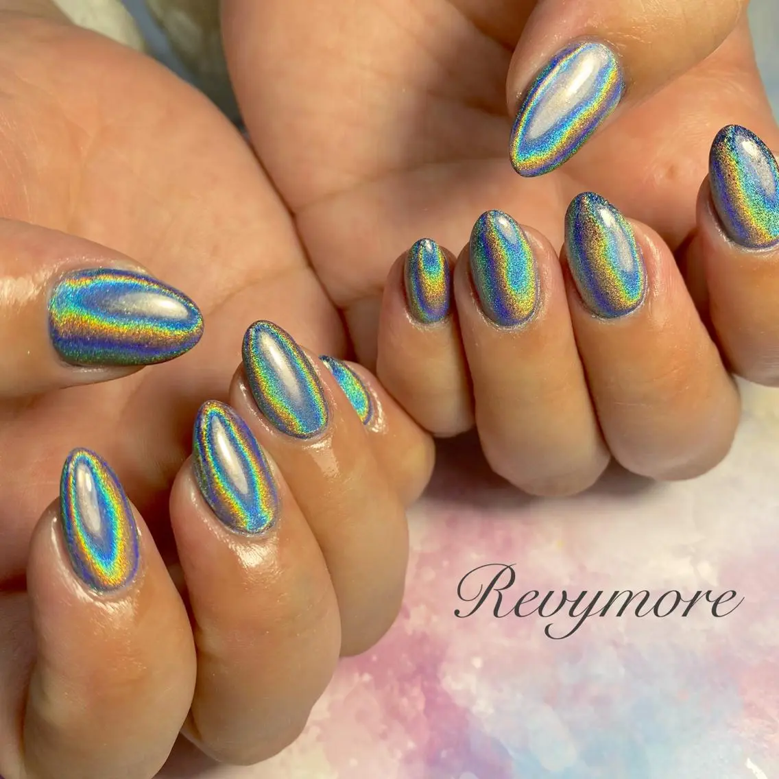 ミディアム ネイル 韓国風ヘア ブルー ジェルネイル キラキラネイル 韓国ネイル nail salon Revymoreのネイルデザイン