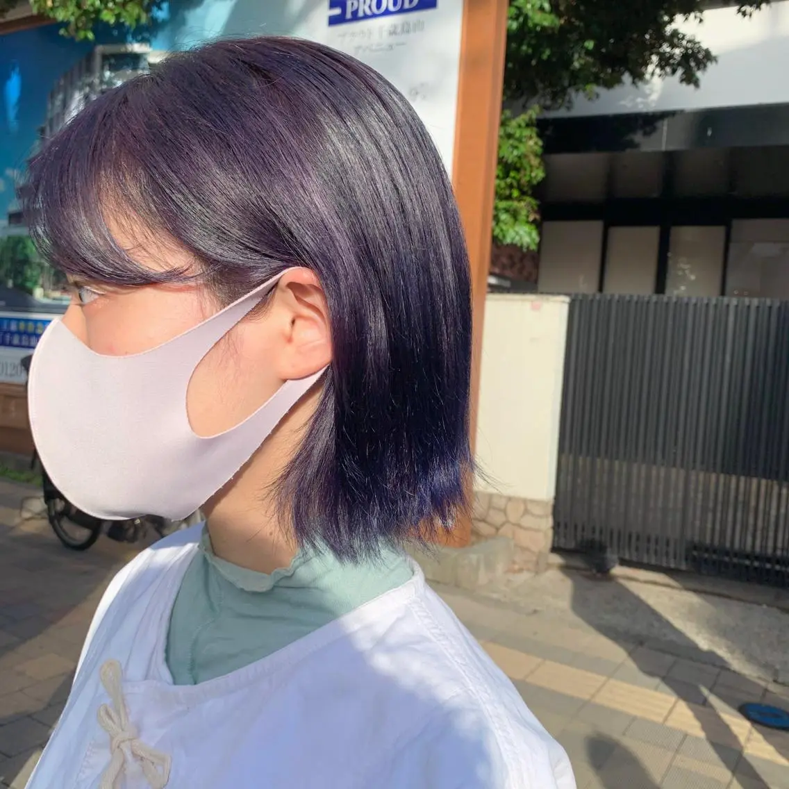 ミディアム カラー パープルカラー カット ヘアカラー トリートメント little 小濱彰太のヘアスタイル