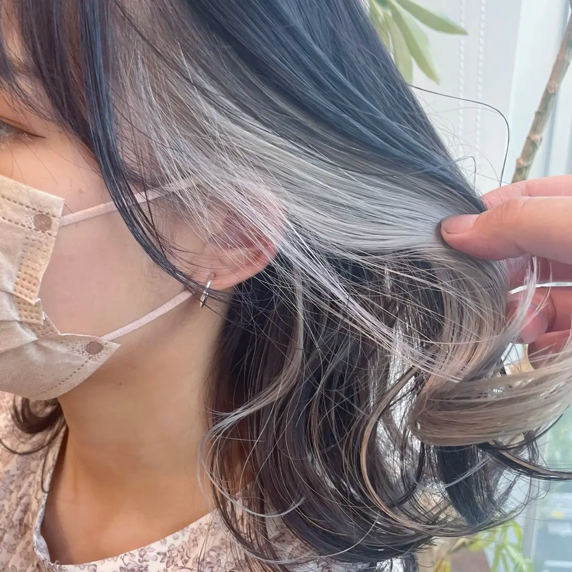 カラー イヤリングカラー カット ヘアカラー 似合わせカット ショートボブ🦋廣瀬のヘアスタイル