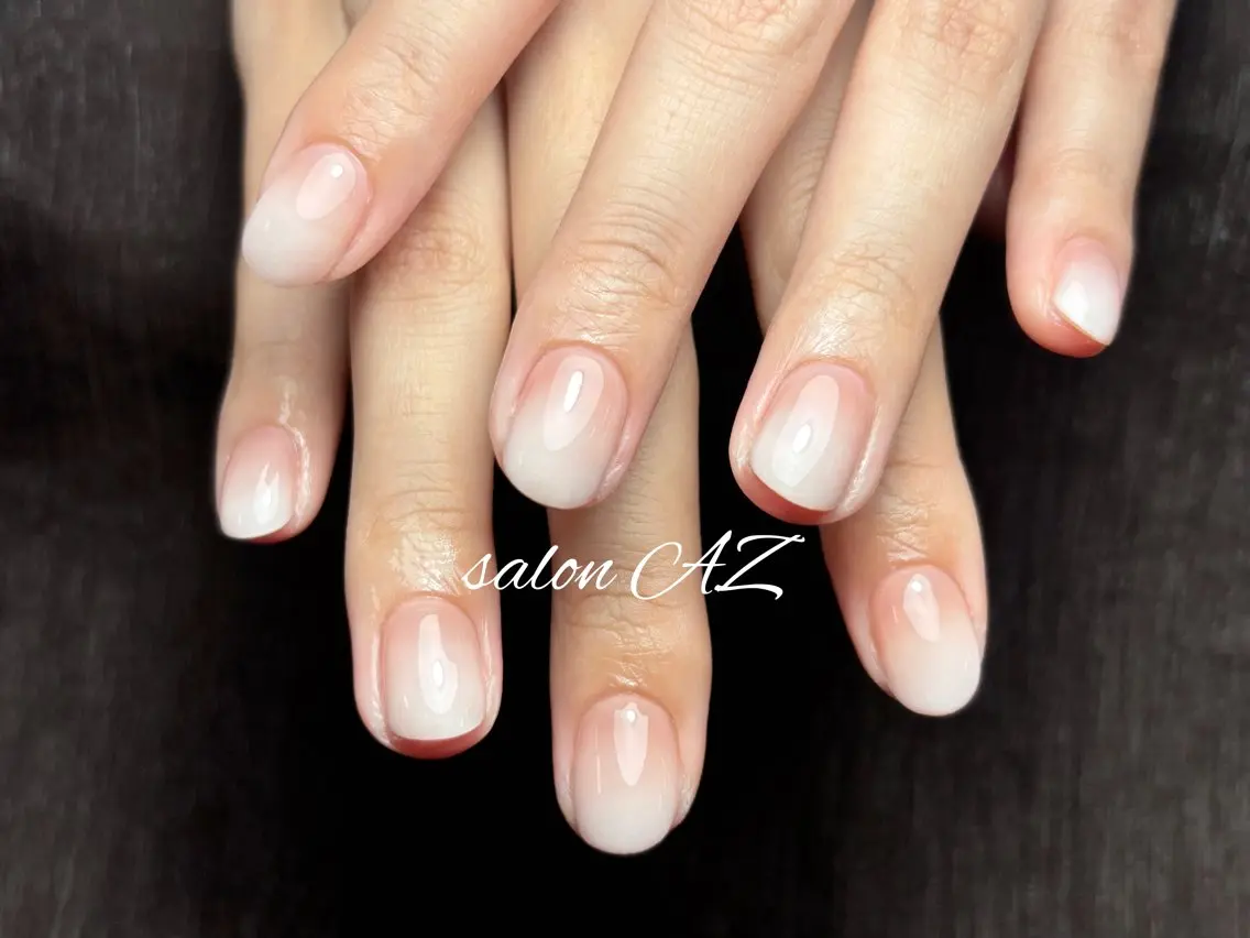 ネイル アートネイル 長さ出し フットネイル フレンチネイル ジェルネイル salon AZのネイルデザイン