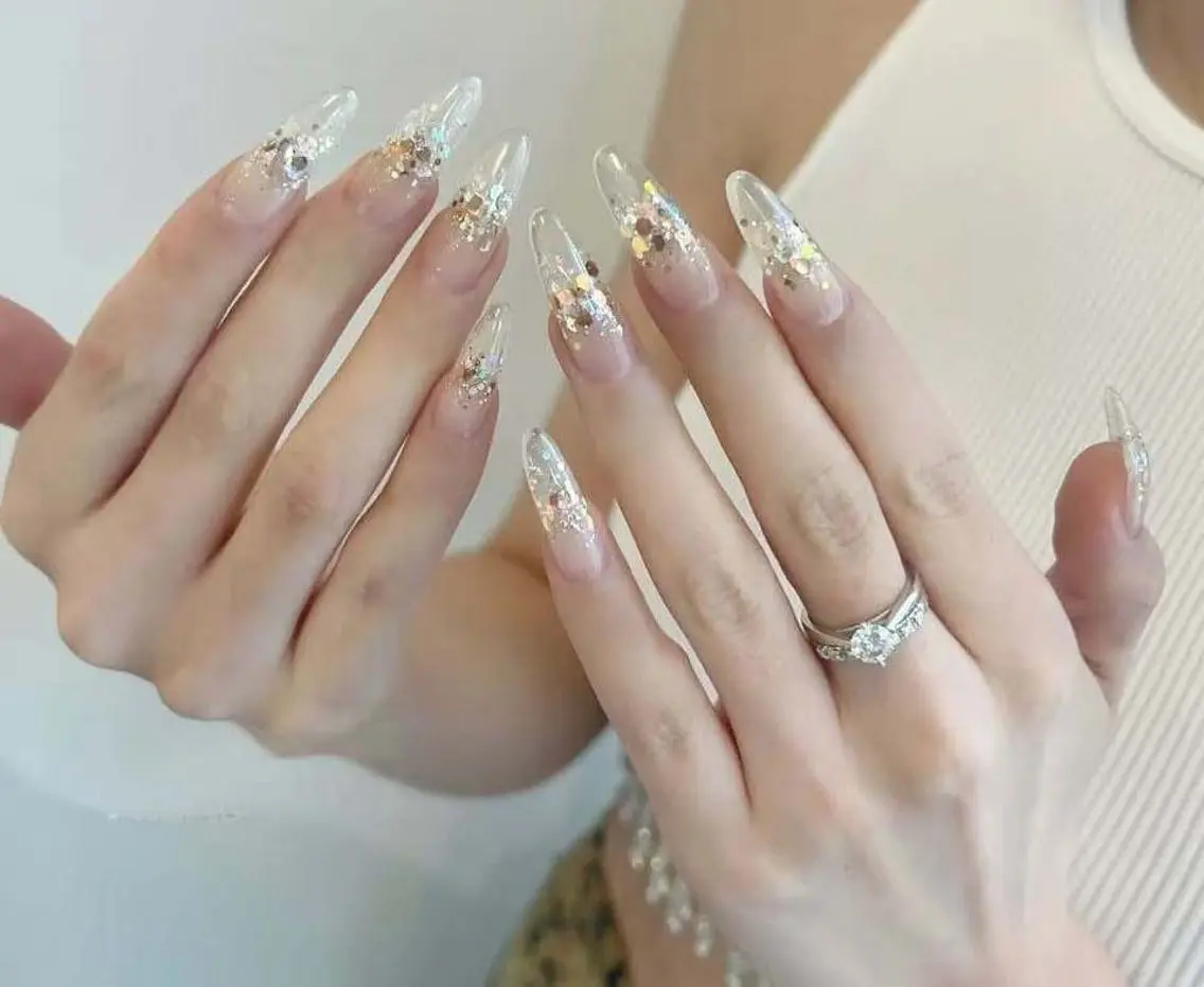ネイル フラワーネイル フレンチネイル ジェルネイル ガラスフレンチ ハート ハンドネイル BabyYouMi nailのネイルデザイン