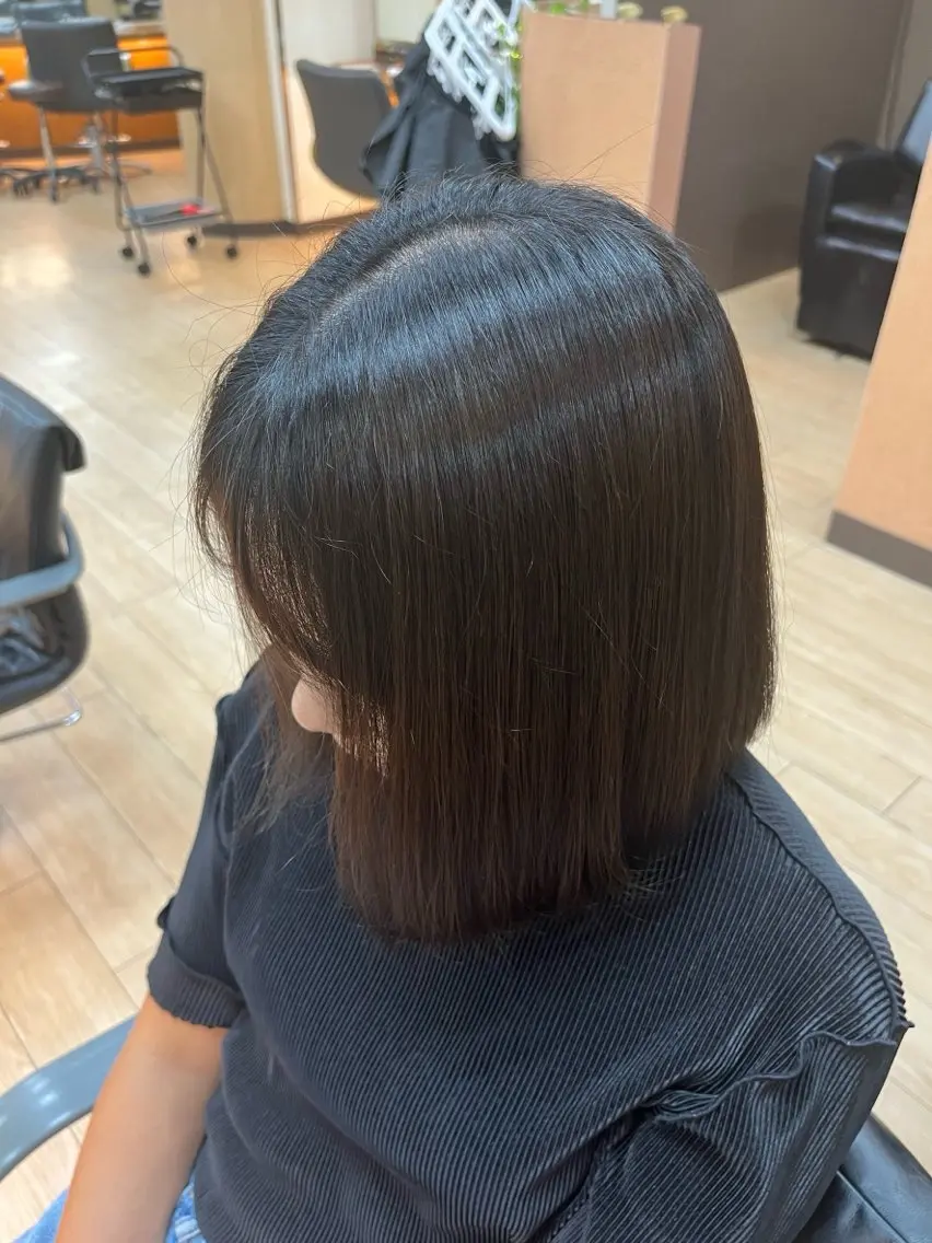 【髪もツヤツヤ】【キレイにサラサラ】🌟寒色系カラー×3STEPトリートメント🌟の写真
