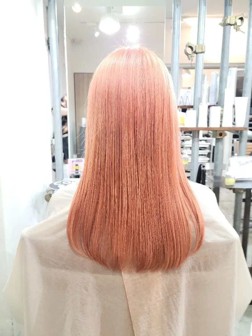 セミロング カラー オレンジ カット 縮毛矯正 トリートメント coii コイ【原宿/表参道】のヘアスタイル
