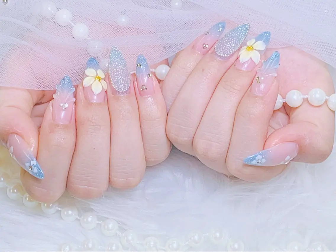 ネイル チークネイル 長さ出し フラッシュネイル フレンチネイル グラデーション ハンドネイル AN NAIL 高田馬場のネイルデザイン