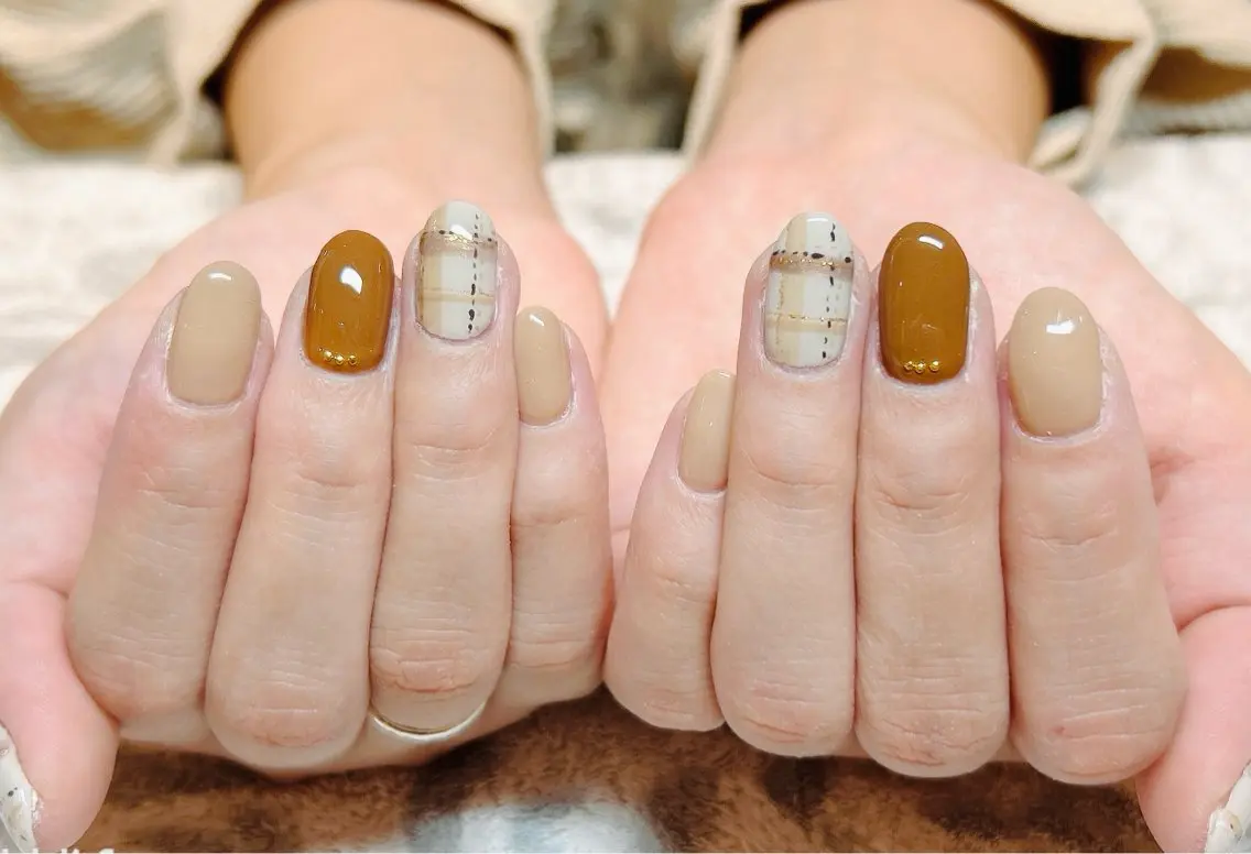 ネイル ブラウン 冬ネイル nailist takamiのネイルデザイン