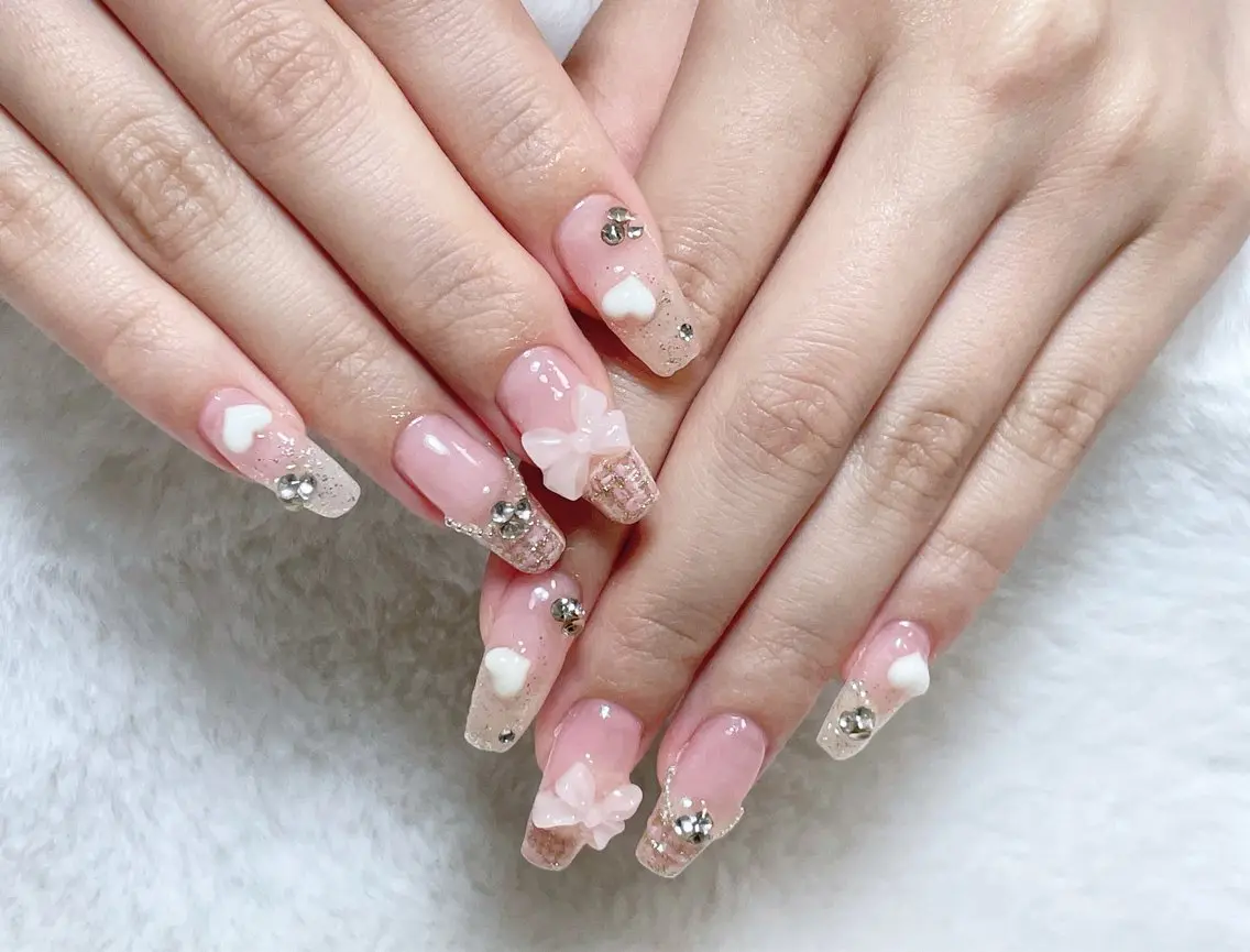 ネイル アニマル柄 アートネイル チークネイル フラッシュネイル フットネイル B·U Nail大宮 長さだし専門店のネイルデザイン