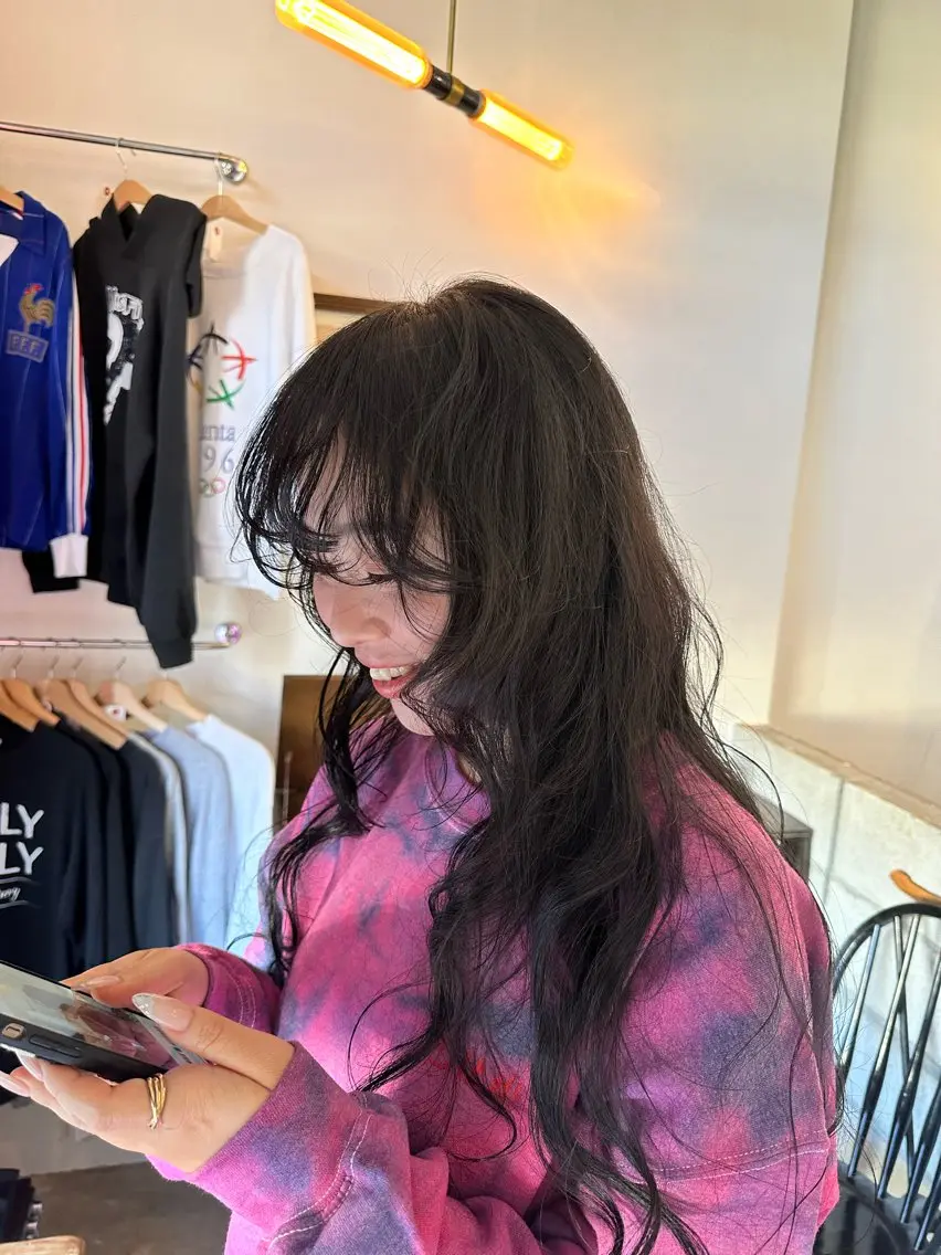 ロング ヘアアレンジ 岩村 夏姫のヘアスタイル