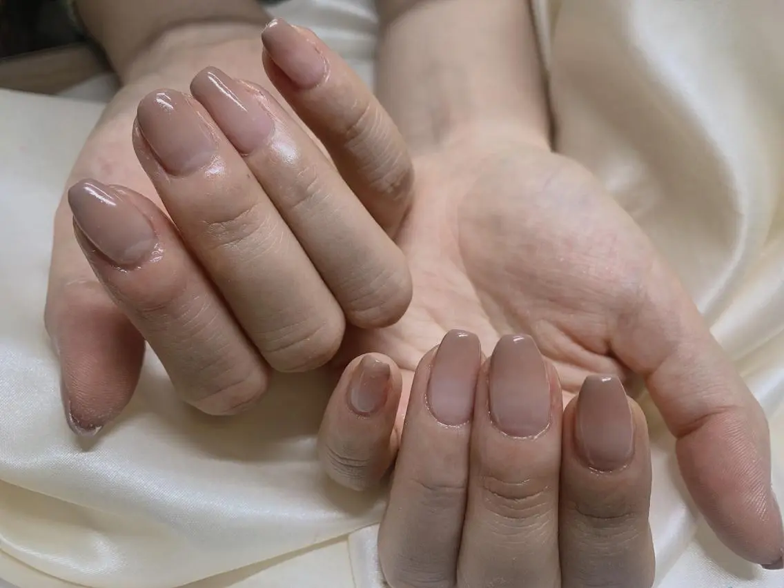 ネイル グラデーション mogunail &blowのネイルデザイン