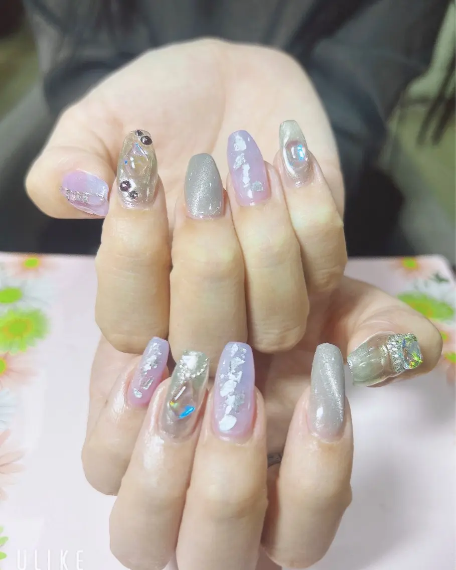 ネイル ニュアンスネイル ハンドネイル 吉野✨ ネイルデザイナー✨のネイルデザイン