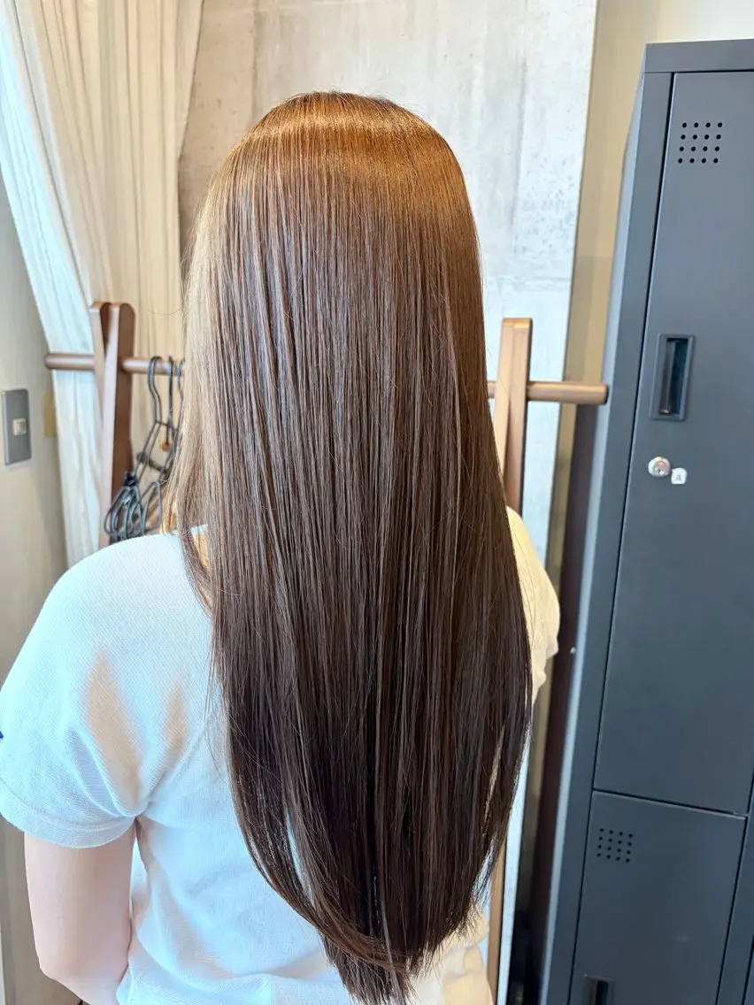 カラー ベージュカラー 池嵜 美尋のヘアスタイル