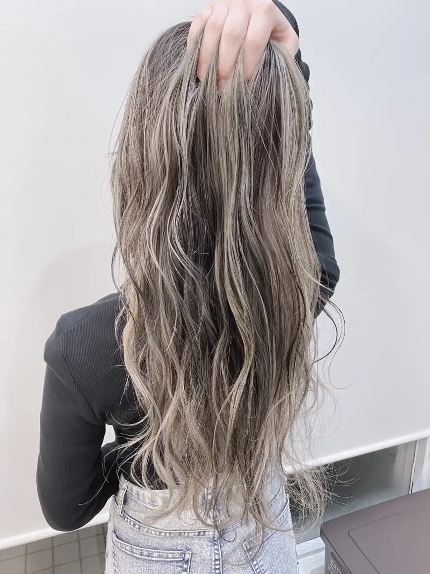 ロング カラー バレイヤージュ ブリーチ 透明感カラー ハイライトカラー ハイライト ヘアカラー トリートメント バレイヤージュ 藤沢 髪質改善 竹内ケンゴのヘアスタイル
