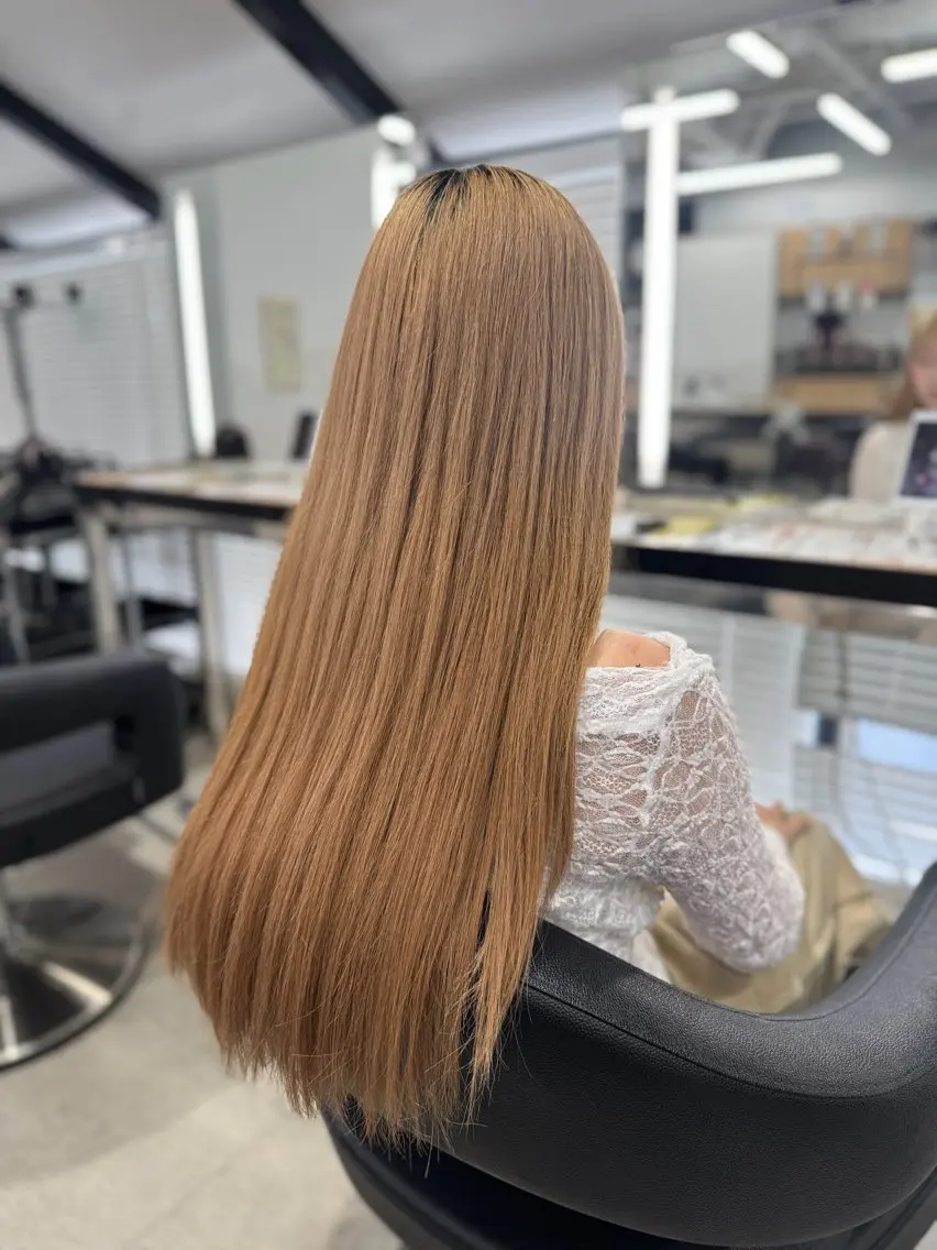 カラー 透明感カラー🫧 EMAのヘアスタイル