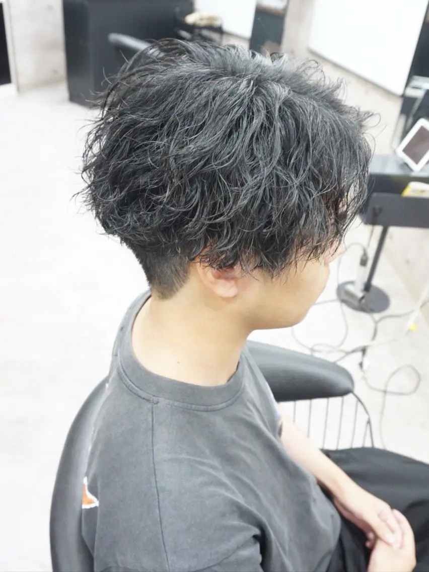 メンズ センターパート マッシュ メンズパーマ カット パーマ hair teria ryu 大塚のヘアスタイル