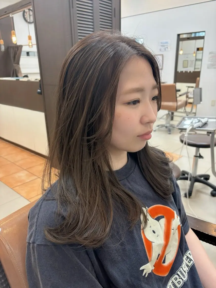 ミディアム カラー レイヤーカット カット ヘアカラー トリートメント 頭皮×髪質改善 透明感カラー💎中村のヘアスタイル