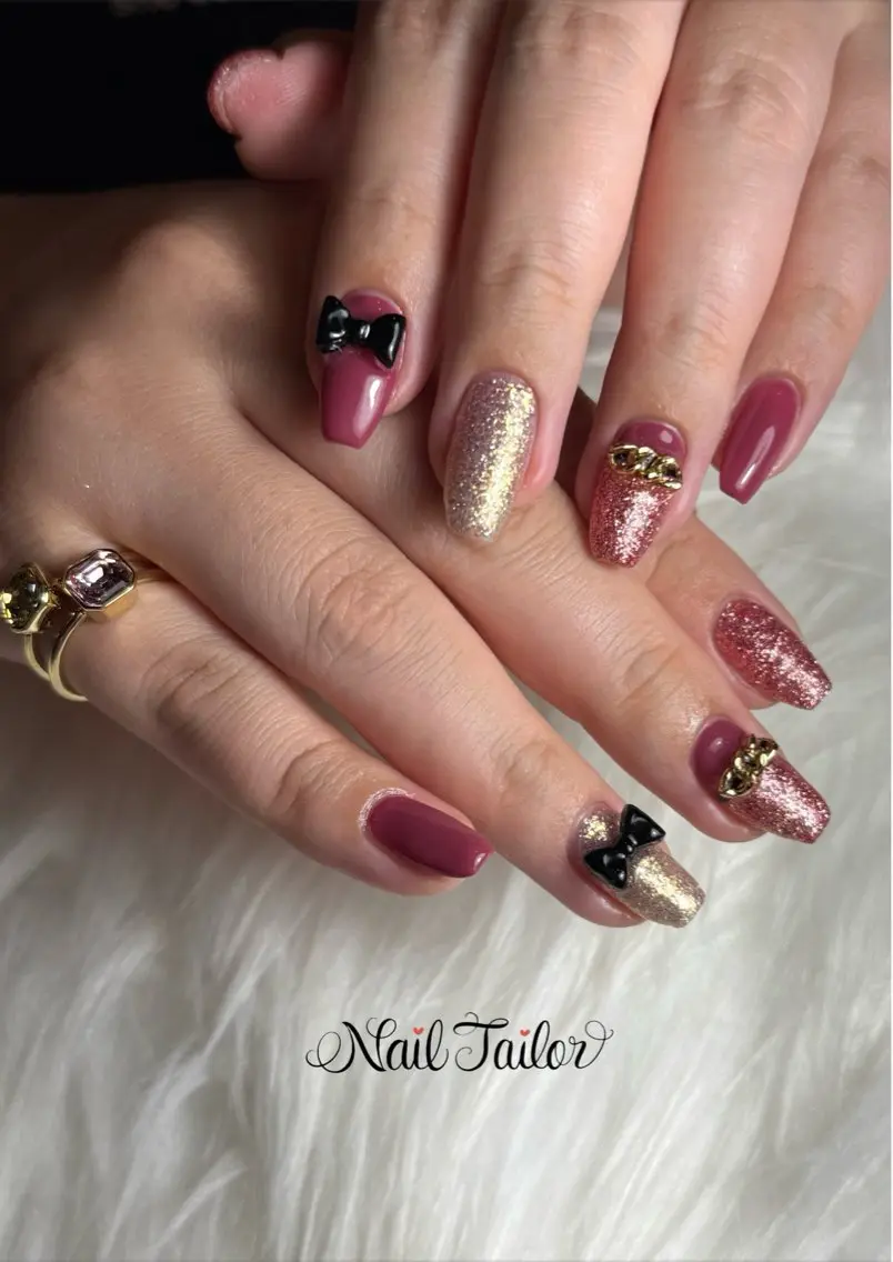 ネイル ガーリー キラキラネイル ピンク リボン ハンドネイル NailTailor ネイルテイラーのネイルデザイン