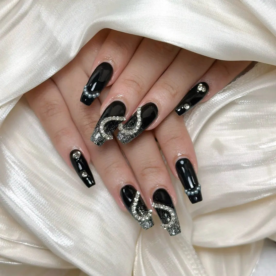 ネイル Maggie Nail🦩のネイルデザイン