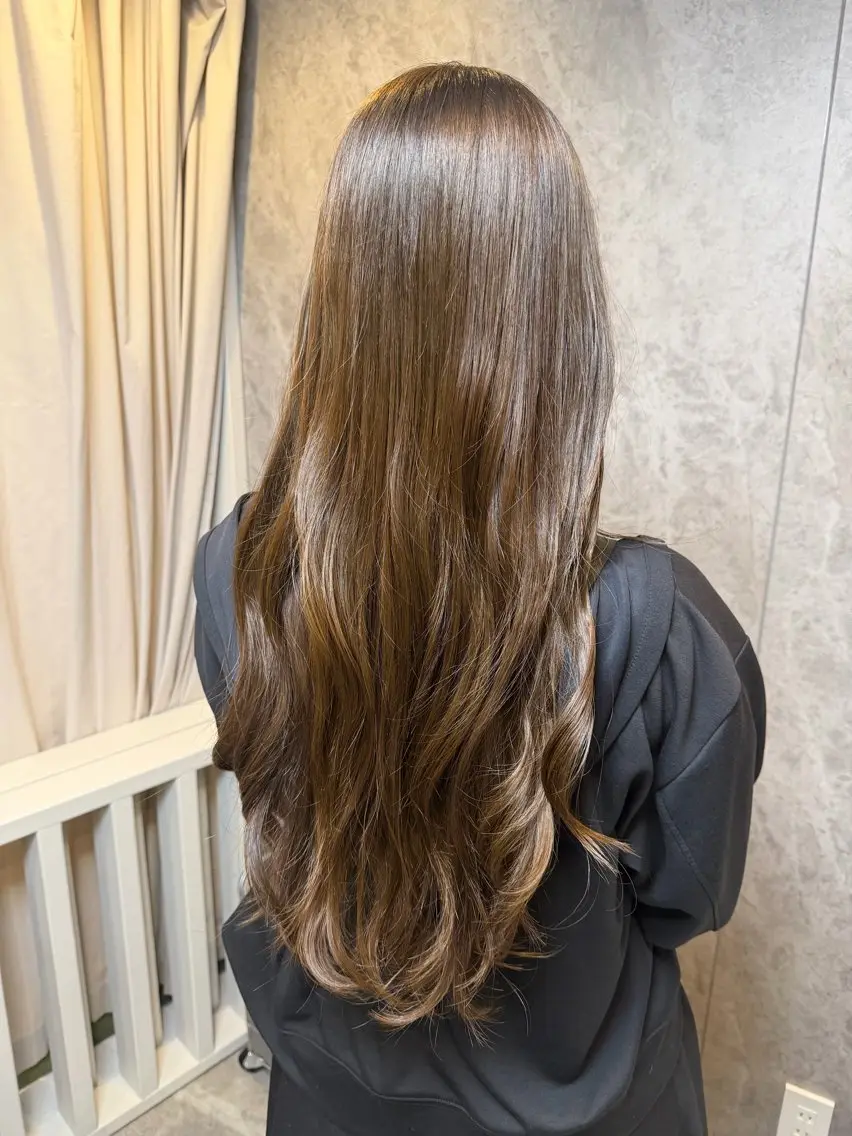 暗めでも明るめでも透明感抜群✨イルミナカラー✨色落ちも綺麗です✨の写真