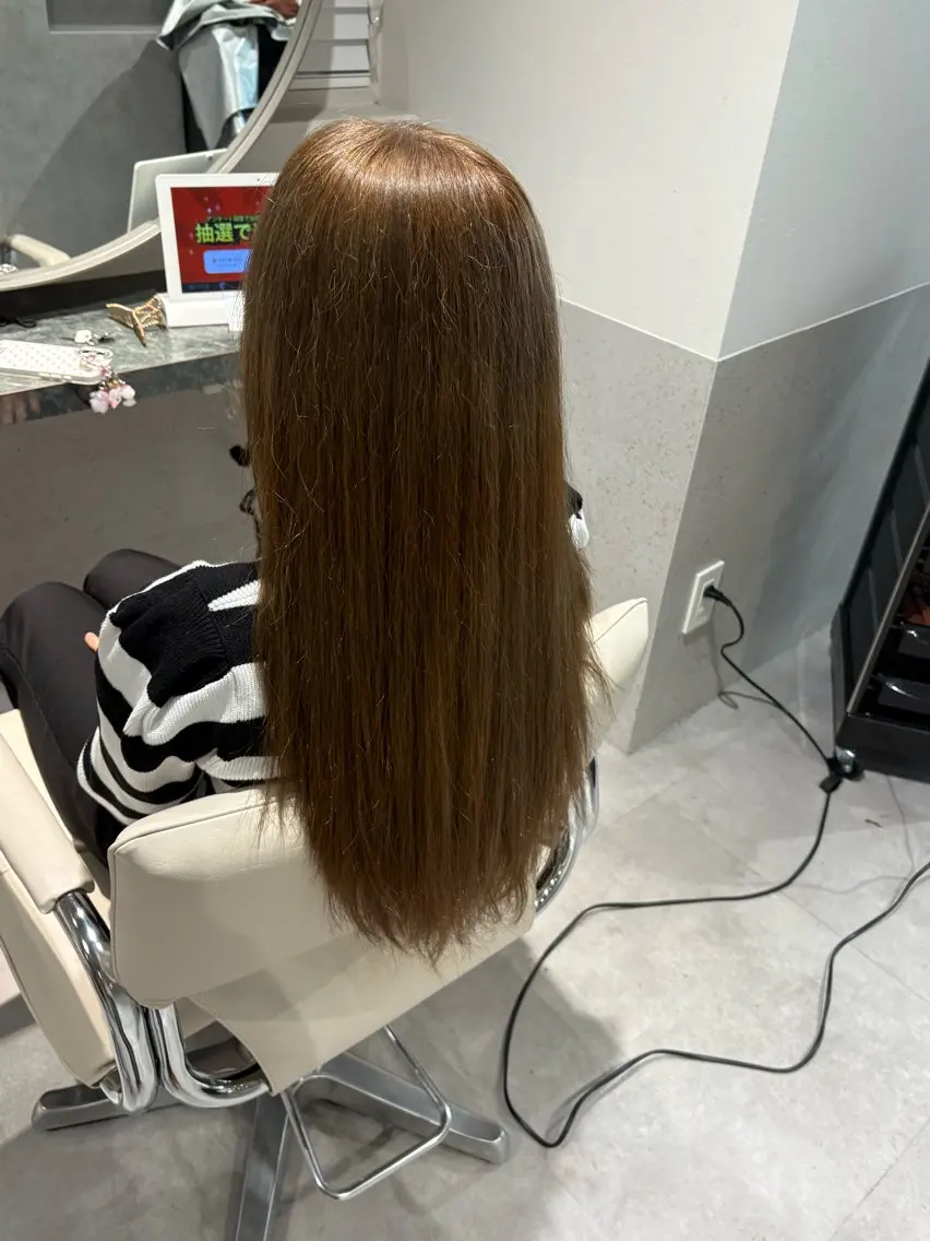 ロング カラー 学生 トリートメント ヘアカラー 仙台/ベージュ／ 艶カラー／三宅空翔のヘアスタイル