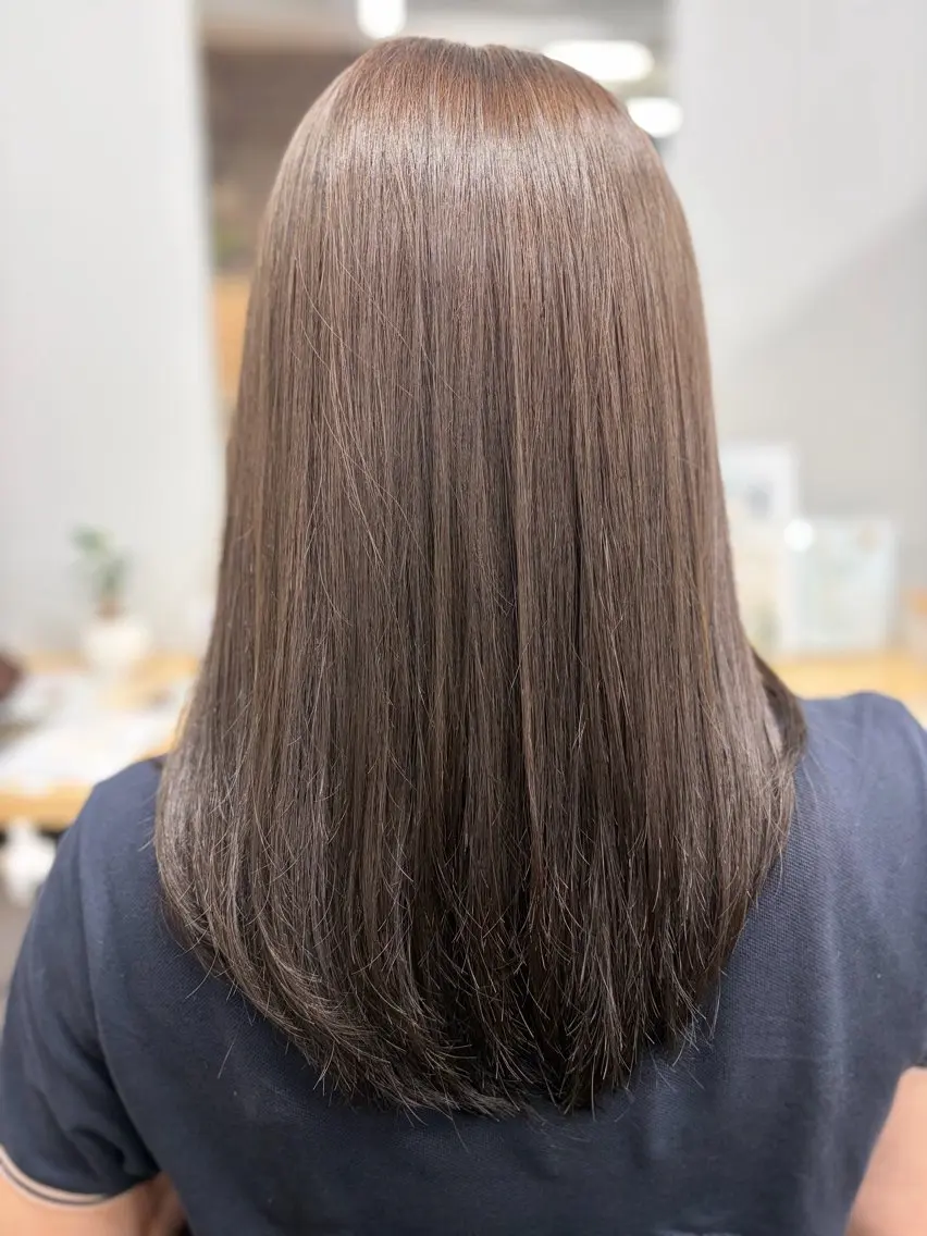 ミディアム ヘアカラー Sloth 🦥 MARINAのヘアスタイル