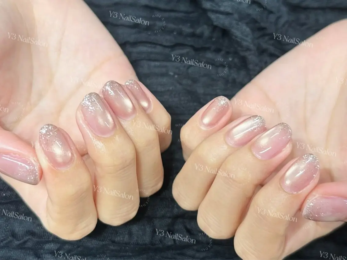 ネイル アートネイル フラワーネイル キラキラネイル ラメ(グリッター) マグネットネイル ハンドネイル Y3 NailSalonのネイルデザイン