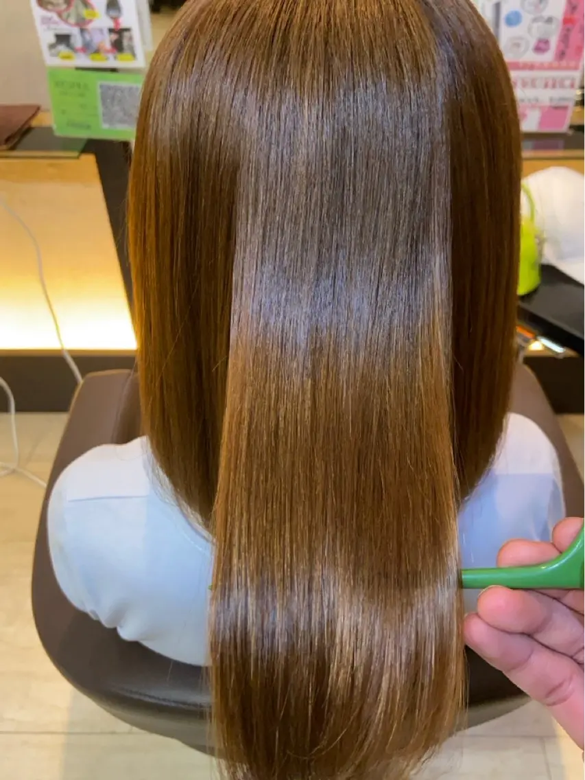 カラー 長塚 花のヘアスタイル