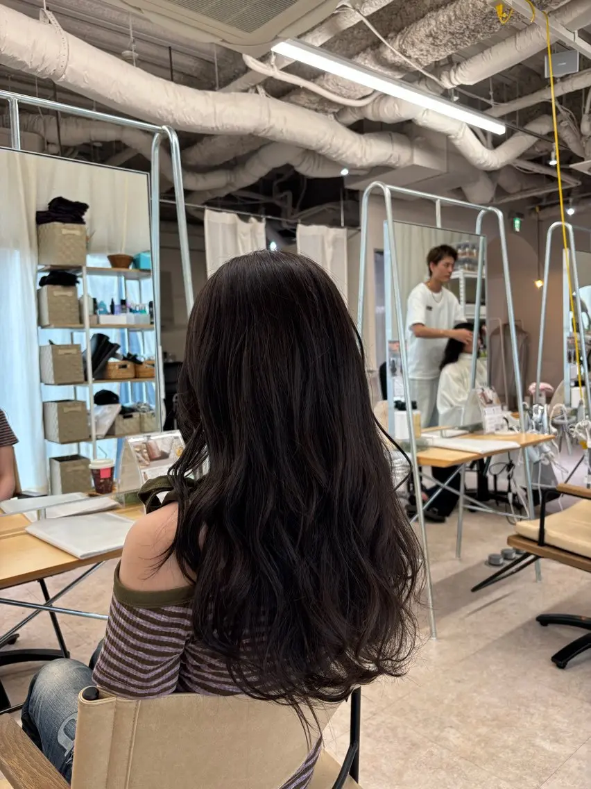 セミロング ヘアカラー トリートメント 段野吾颯 ／ベージュカラーのヘアスタイル