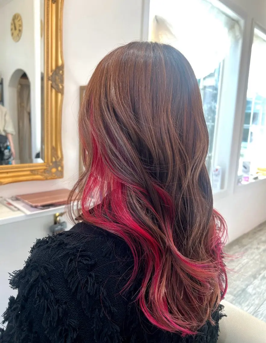 ロング カラー デザインカラー 細谷 楓夏のヘアスタイル
