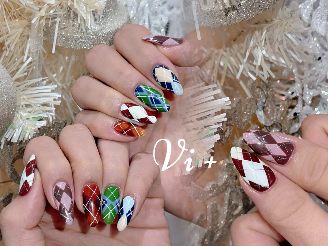 ネイル ハンドネイル ✨Nailsalon Vi+✨のネイルデザイン