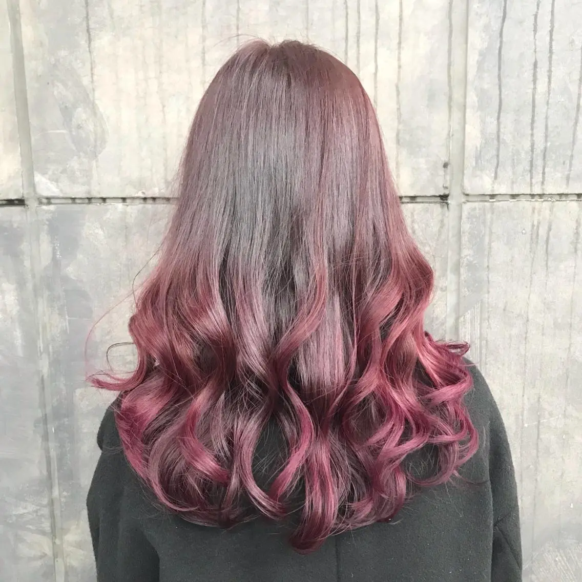 ロング カラー ブリーチ グラデーションカラー ラベンダーカラー ピンクカラー ピンクラベンダー K-POP好き美容師 🇰🇷Kai.Yのヘアスタイル