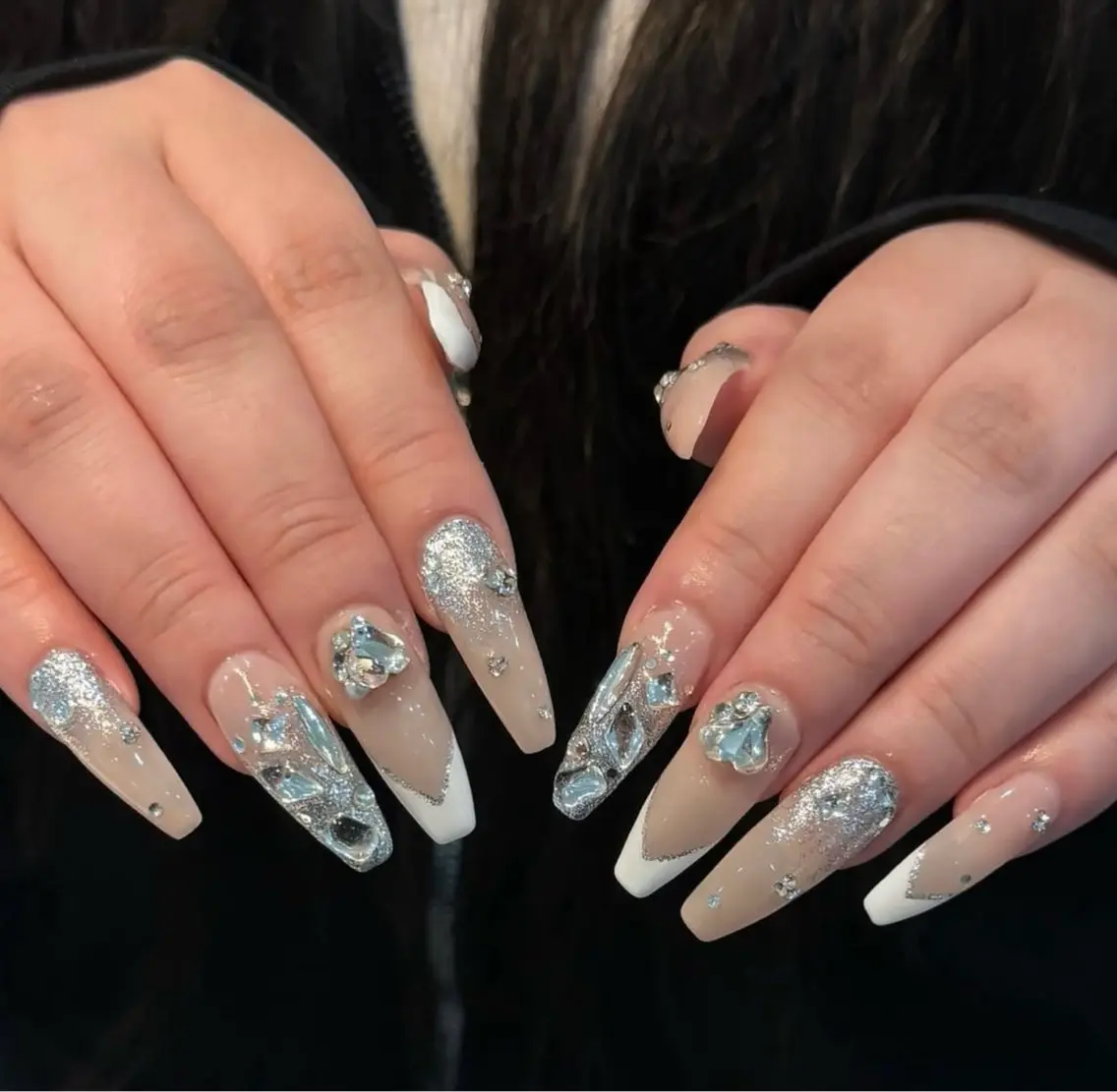 ネイル ハンドネイル NiJi Nailsのネイルデザイン