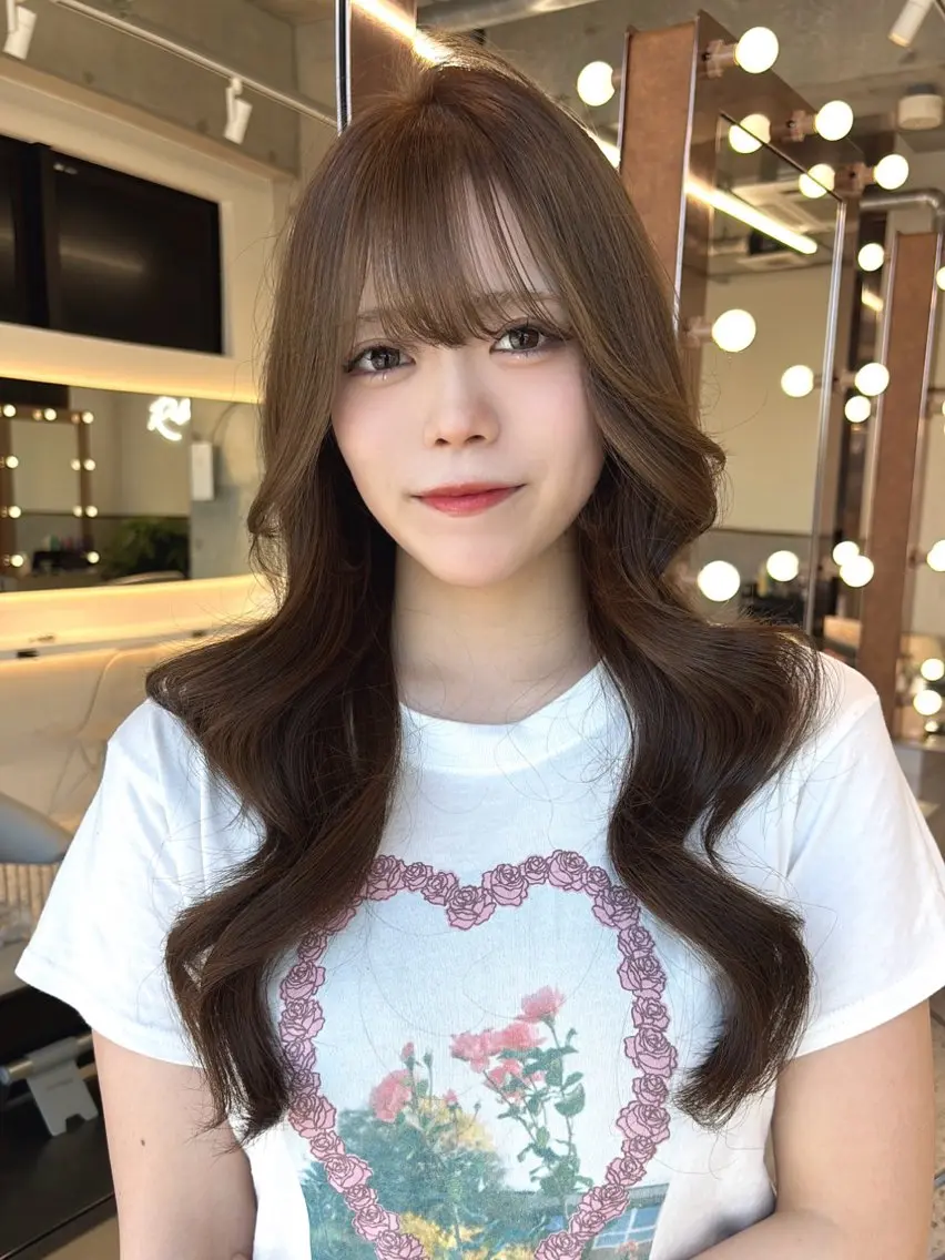 ロング カラー ベージュカラー オリーブベージュ カット ヘアカラー トリートメント 🍒ブリーチなしカラ ー／Sakura🍒のヘアスタイル