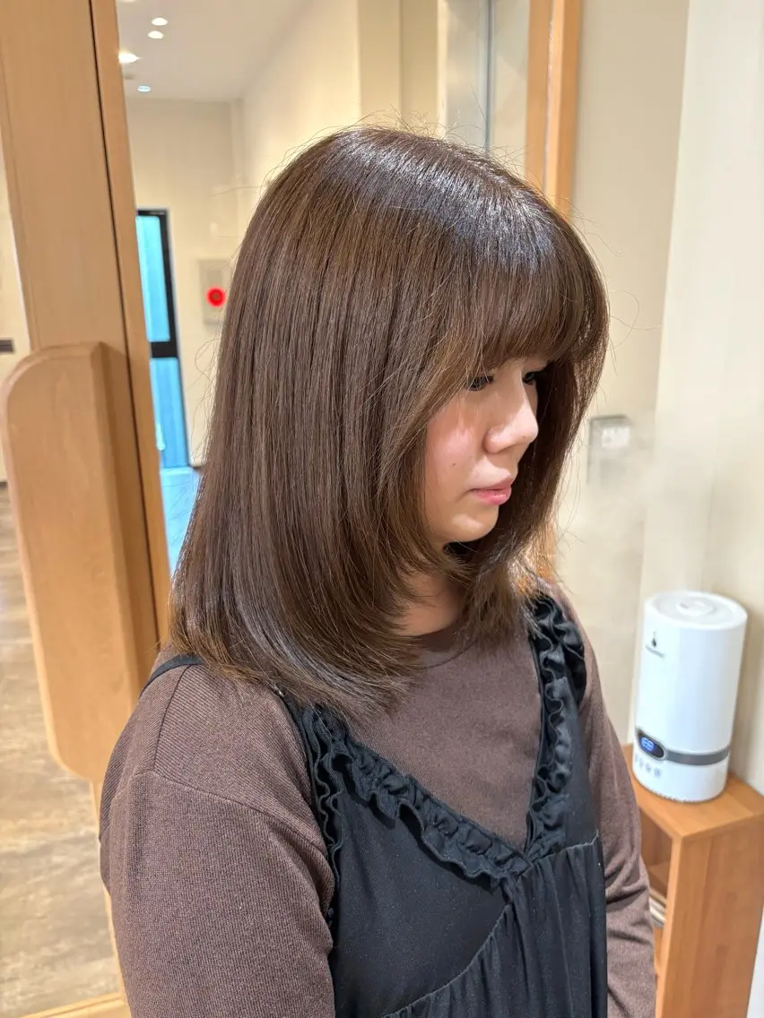 ロング カラー ブラウンカラー くすみブラウン カット ヘアカラー トリートメント 暖色＊ベージュ ＊くらたあやかのヘアスタイル