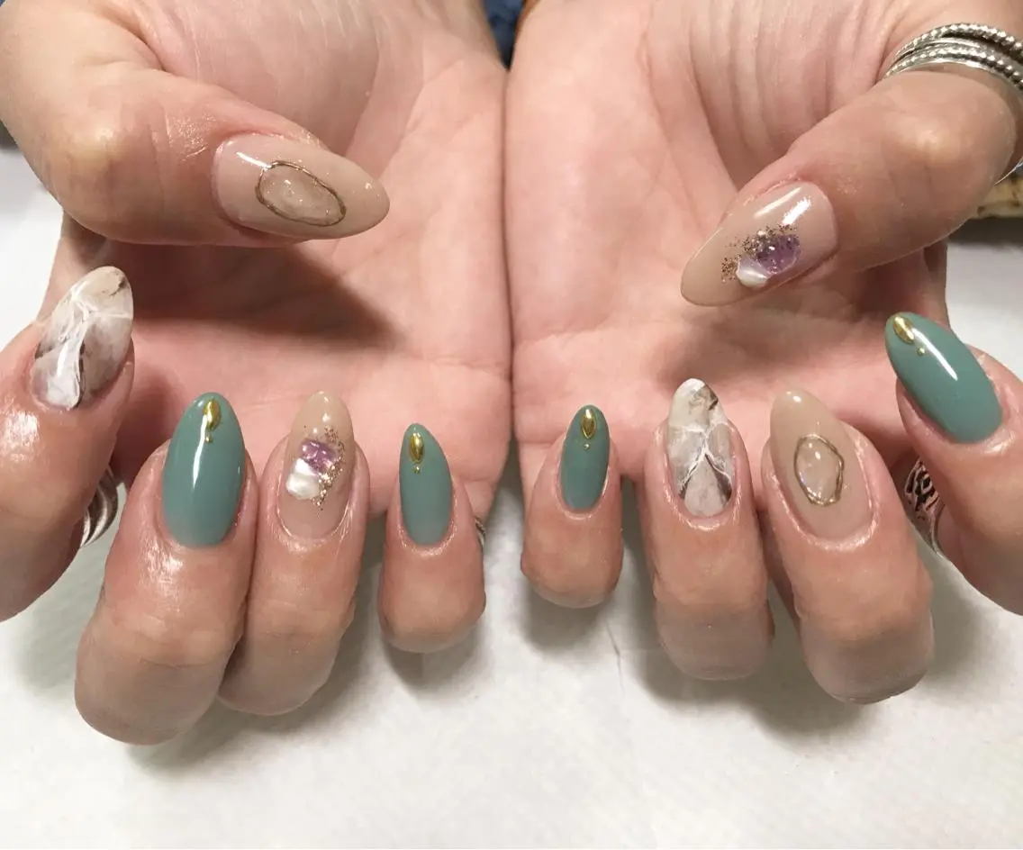 ネイル フットネイル 大理石ネイル(マーブル) ニュアンスネイル シンプルネイル 春ネイル ハンドネイル nail fufla ♡yamane♡のネイルデザイン
