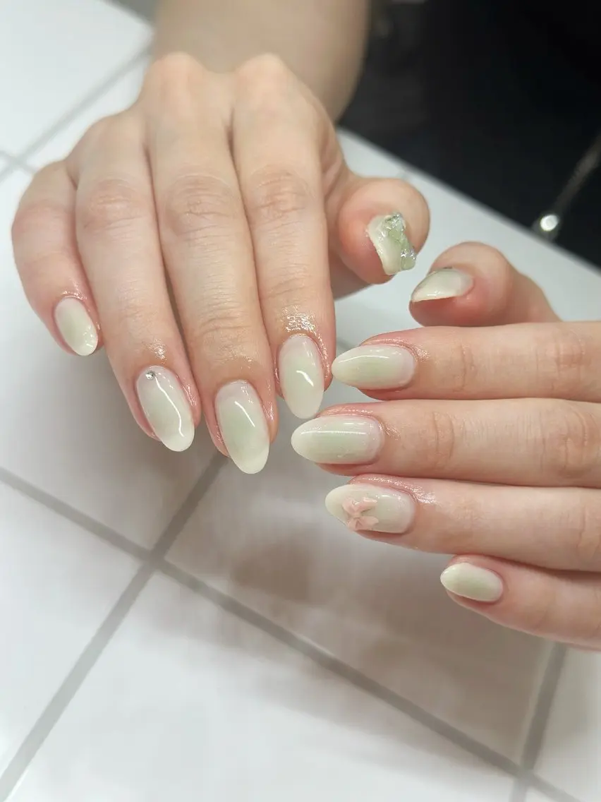 ネイル ハンドネイル Elegancia. Hiromiのネイルデザイン
