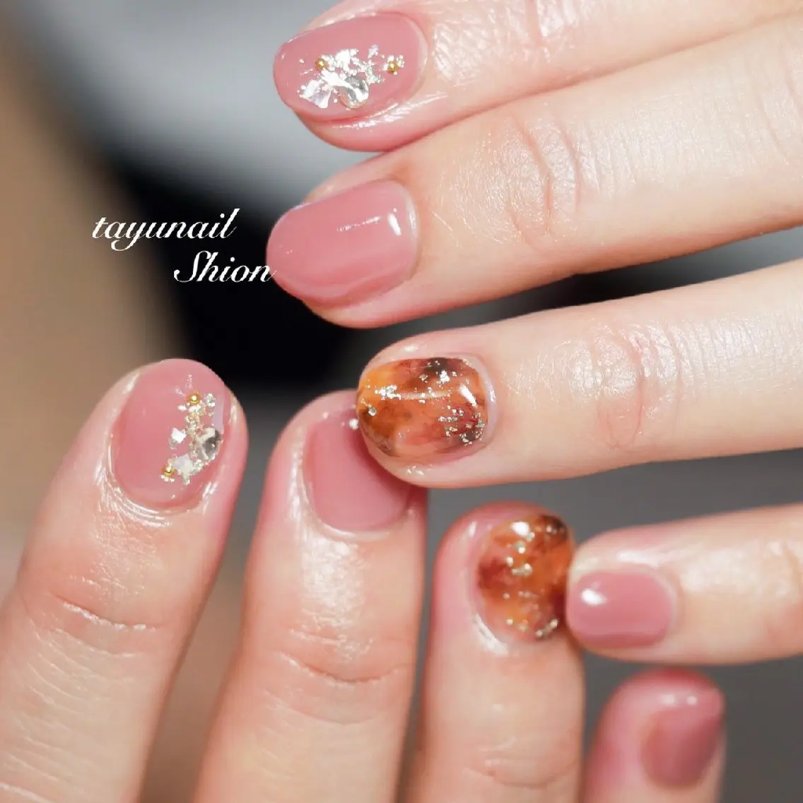 ネイル アートネイル べっ甲ネイル ジェルネイル キラキラネイル パラジェル ネイルサロン 【たゆnail】のネイルデザイン