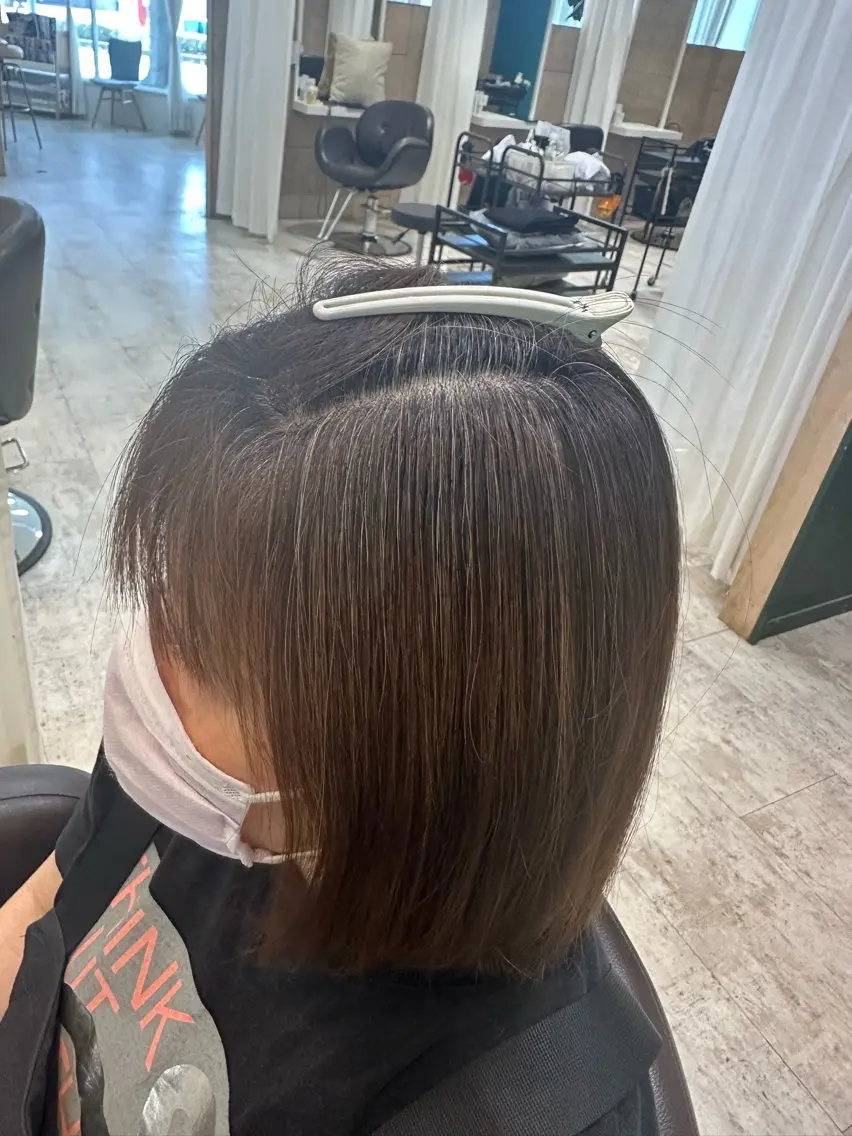 ショート カラー 竹本 侑真のヘアスタイル
