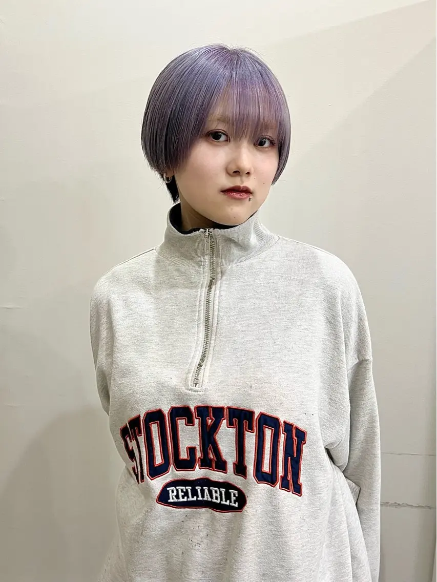 ショート カラー ラベンダーカラー シルバー 切りっぱなしボブ/ ブリーチカラー/大塚のヘアスタイル