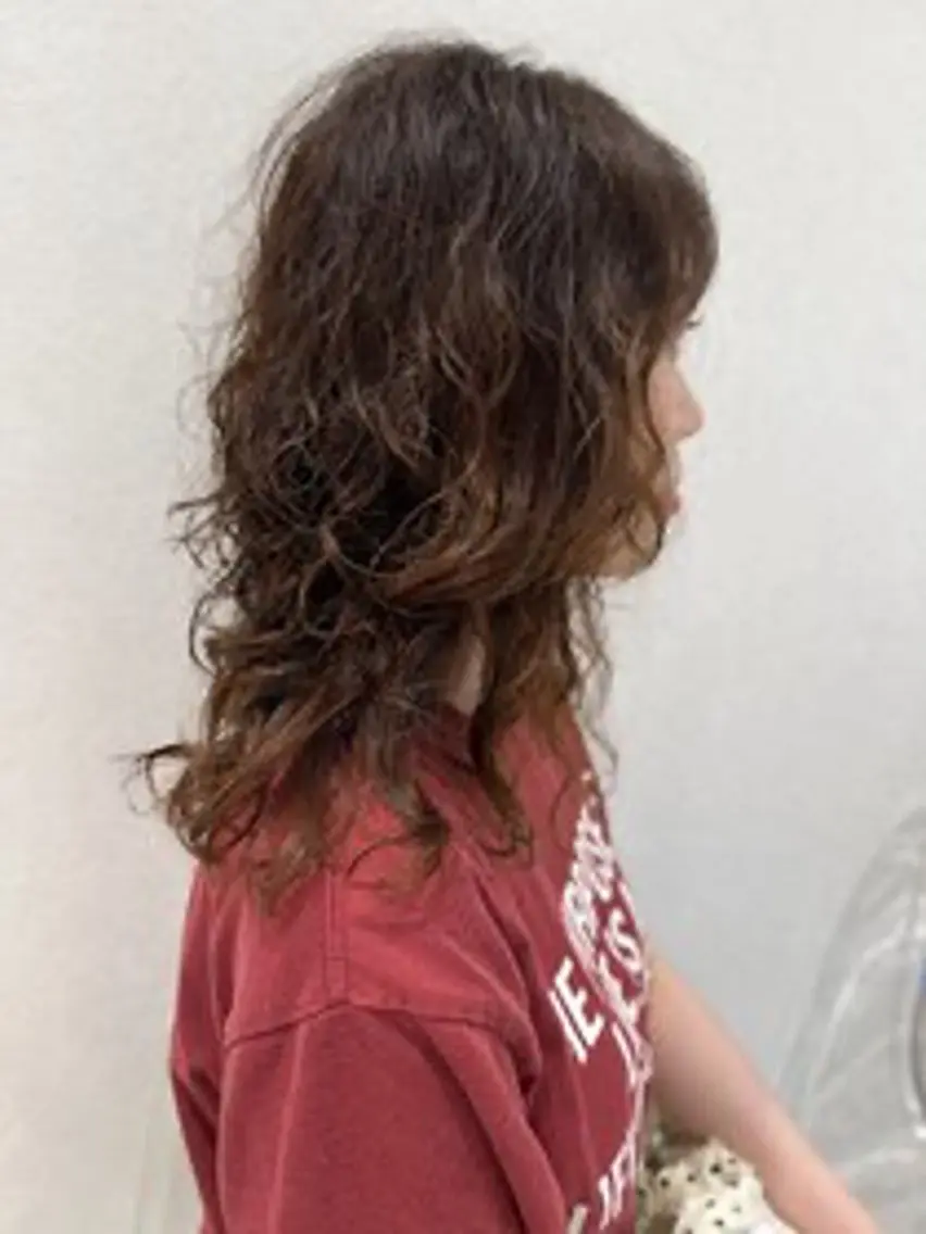 ロング カット パーマ イシカワ ユウタのヘアスタイル
