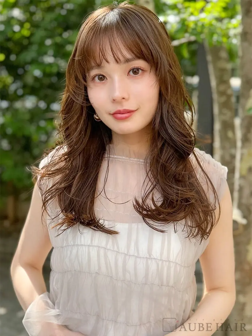 ロング カラー ヘアカラー 吉岡 勇海のヘアスタイル