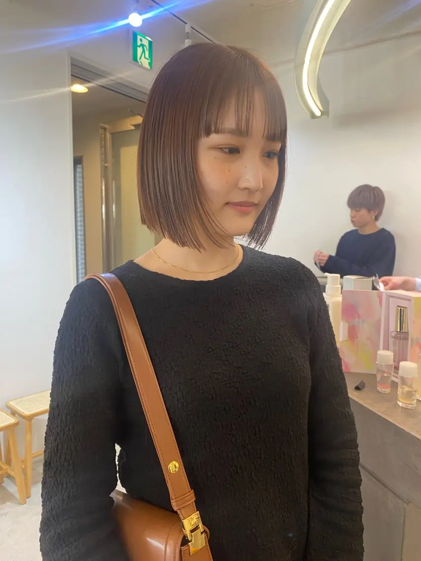 ミディアム ボブ FILMS/sari /似合わせカットのヘアスタイル