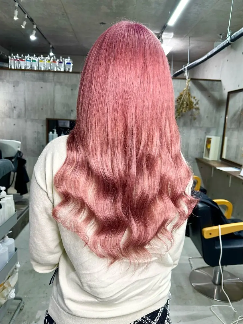 ロング カラー ブリーチ ハイトーンカラー ピンクカラー エクステ ロング カット ヘアカラー エクステ Kazu 🌠名古屋 ハイトーン/レイヤーのヘアスタイル