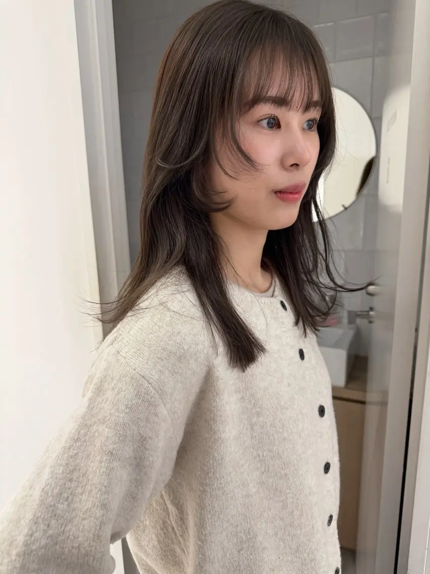 🌟営業時間中限定🌟顔周りレイヤーカットの写真