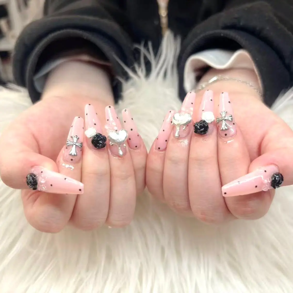 ネイル 長さ出し ジェルネイル 韓国ネイル 持ち込み パラジェル ハンドネイル ハンドケア Hana Bloom Nail💜Akiのネイルデザイン