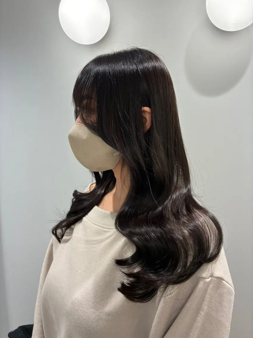 ロング カット ヘアカラー トリートメント ✂︎✂︎MOMO池袋 EMANON③🩵のヘアスタイル