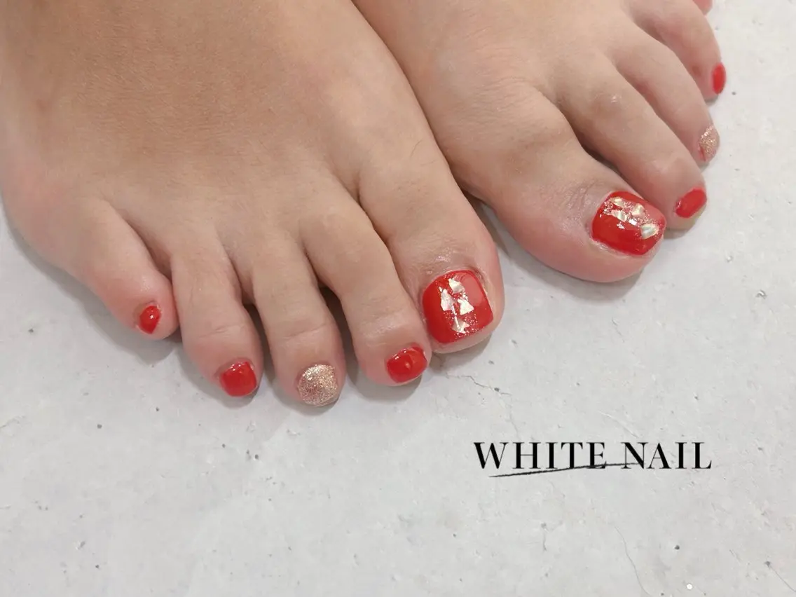 ネイル フットネイル WHITE NAIL ホワイトネイルのネイルデザイン