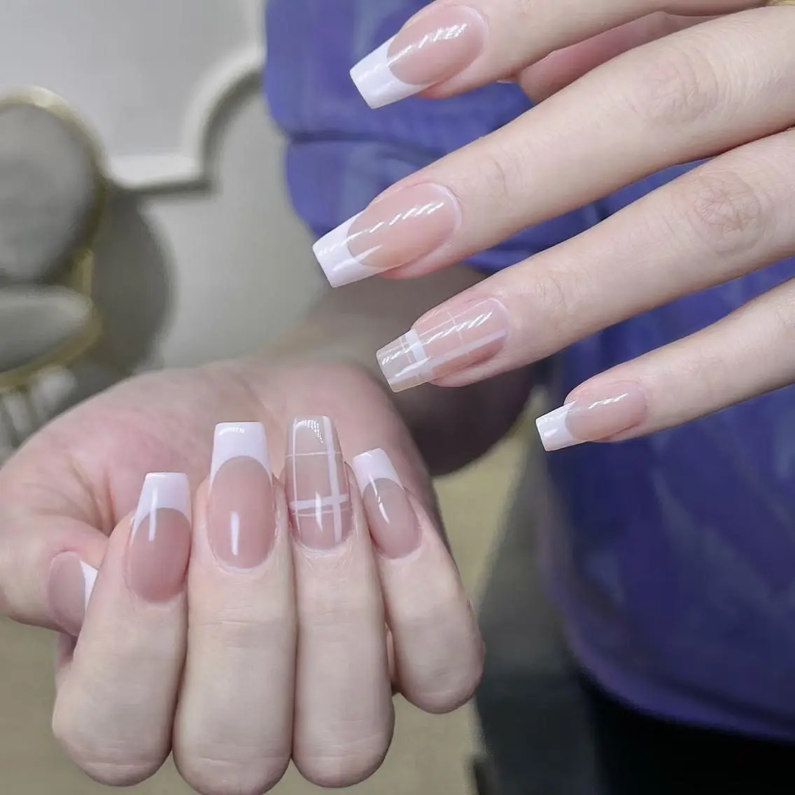 ネイル ハンドネイル ハンドケア 🍑 momo_nailのネイルデザイン
